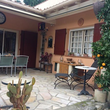 Chambre Dans Villa Charmante 瓦拉布雷格 外观 照片